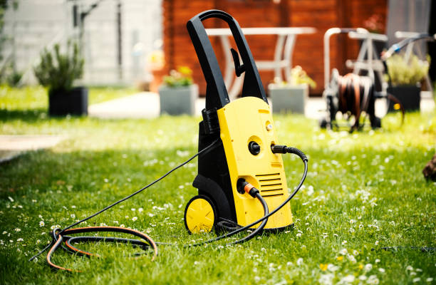 Best Gutter Cleaning and Brightening in Gloucester Courthouse, VA